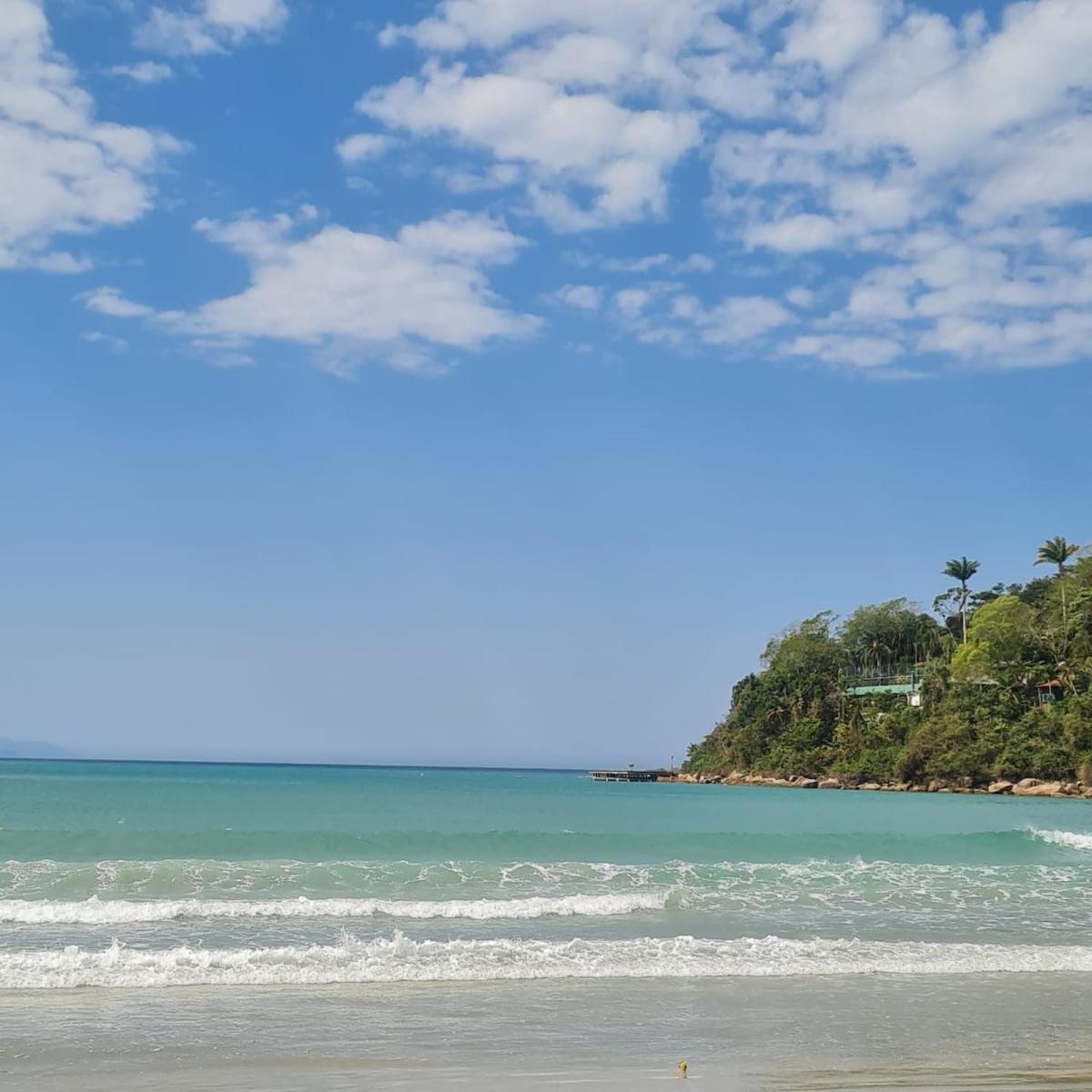 8 Pessoas Em Belissimo Pe Na Areia Com Lazer Completo Apartamento