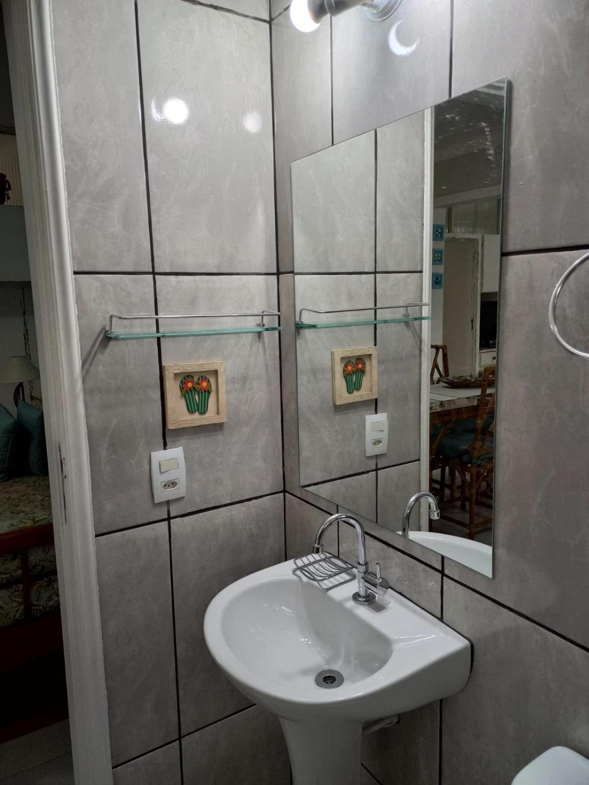 8 Pessoas Em Belissimo Pe Na Areia Com Lazer Completo Apartamento