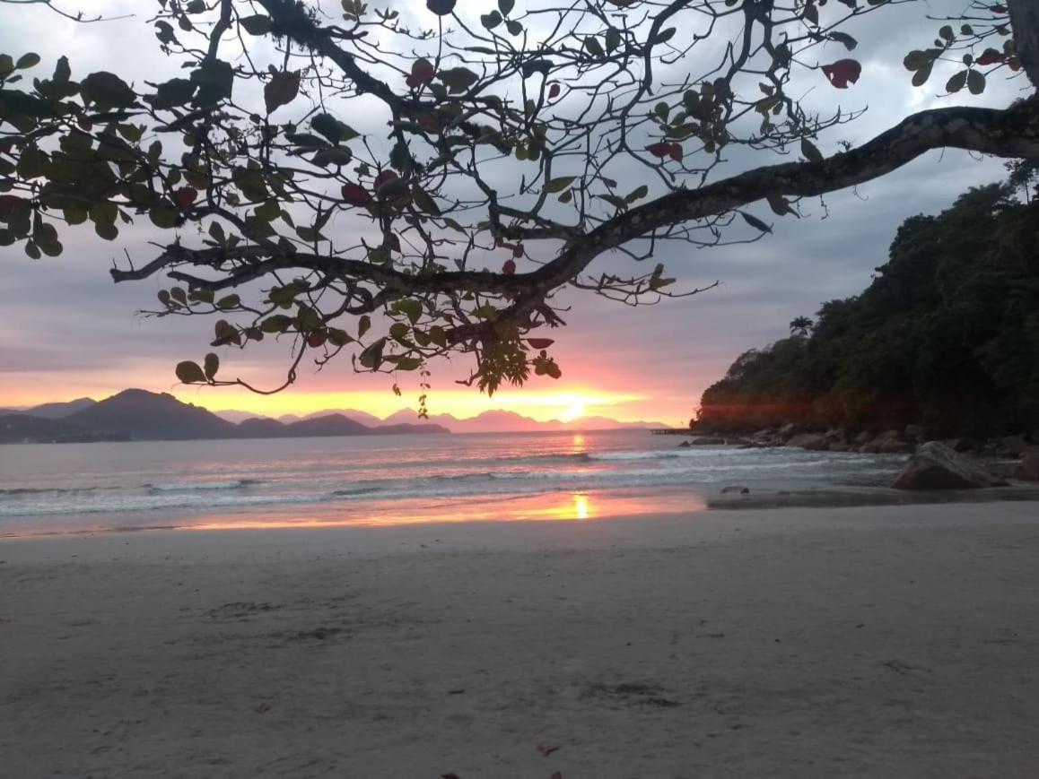 8 Pessoas Em Belissimo Pe Na Areia Com Lazer Completo Apartamento
